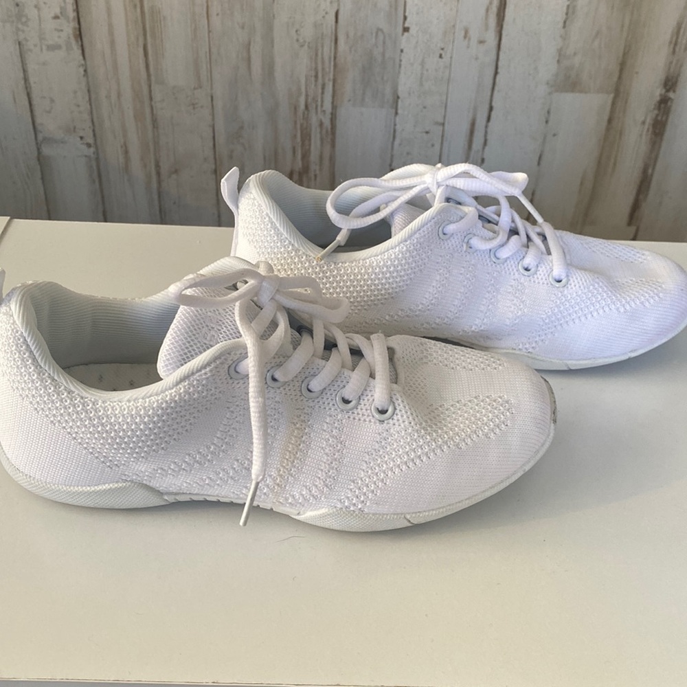 Size 34 Baxinier Cheer Shoes